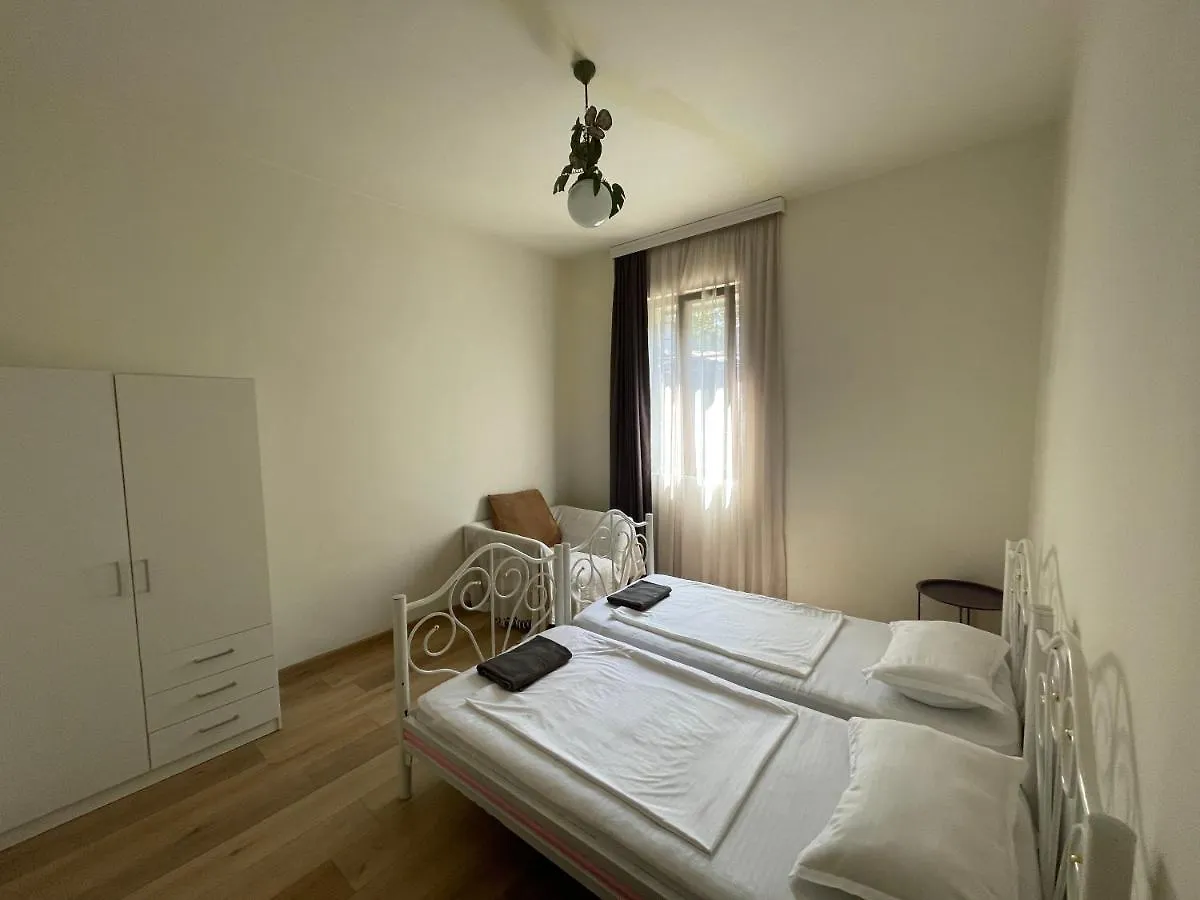 Apartment In The City Center - Old باتومي