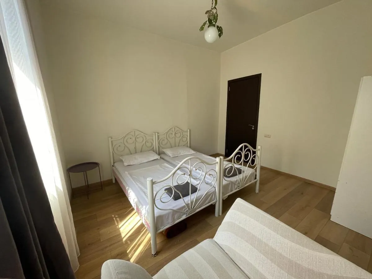 Apartment In The City Center - Old باتومي